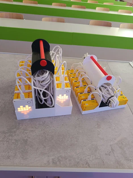 Giá đỡ và tổ chức HUB LEGO SPIKE Essential cho Prime - Image 1