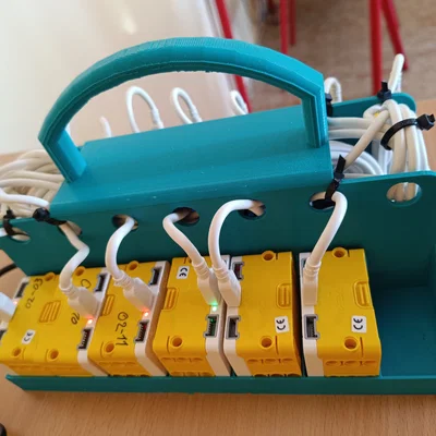 Giá đỡ và tổ chức HUB LEGO SPIKE Essential cho Prime