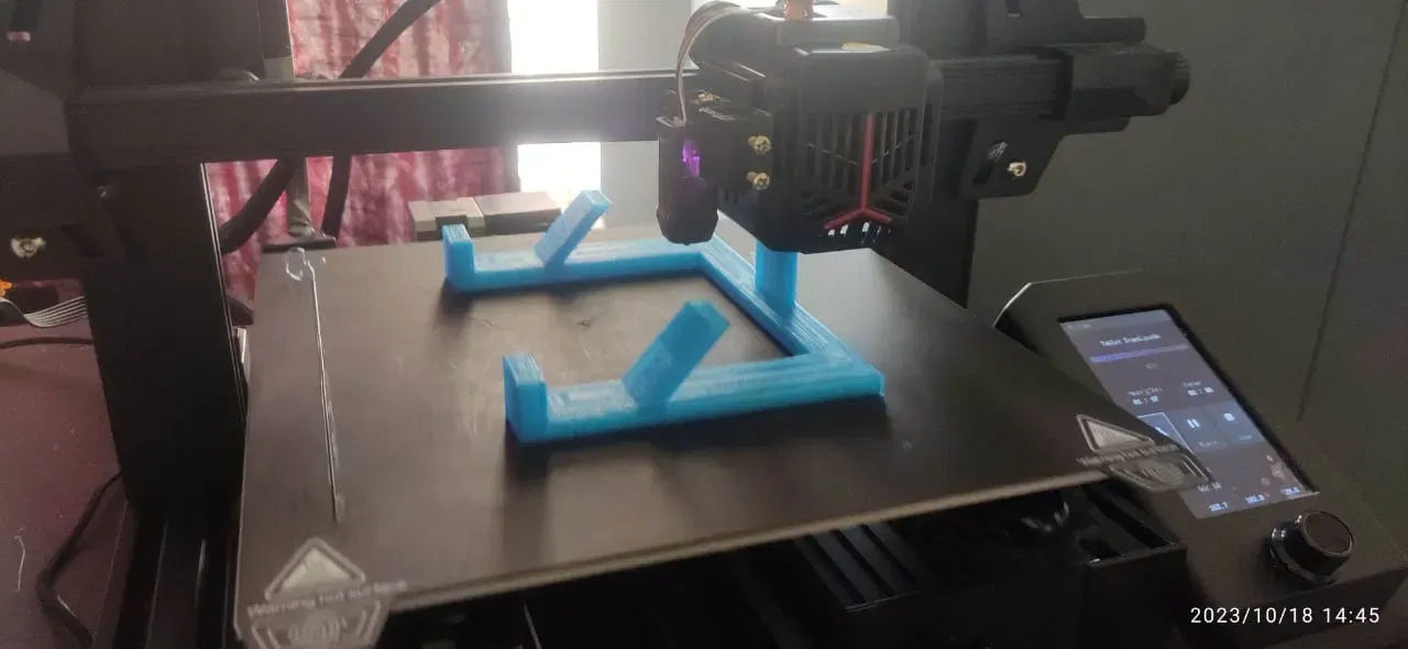 Giá đỡ máy tính bảng đa năng và chắc chắn - Image 3