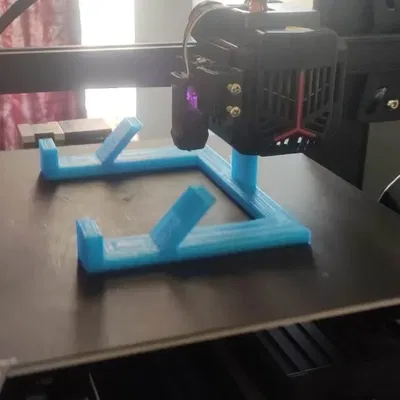 Giá đỡ máy tính bảng đa năng và chắc chắn