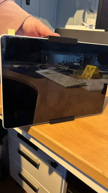 Giá đỡ tường cho bộ điều khiển phòng Cisco CS-T10-TS - Image 3