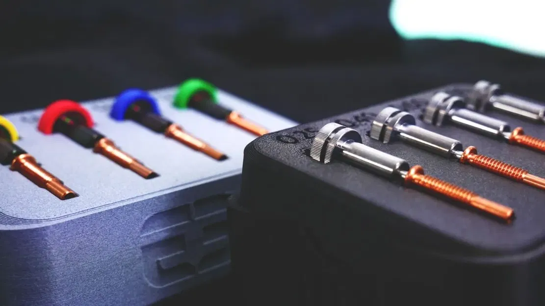 Hộp đựng vòi phun Revo bảo vệ và trưng bày hấp dẫn - Image 2