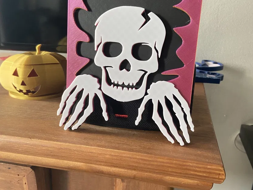 Khung hình bộ xương 3D cố gắng thoát ra khỏi lỗ - Image 3