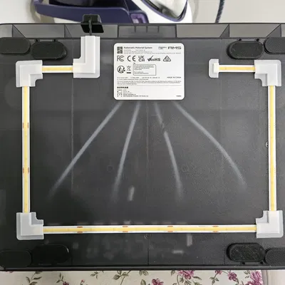 Đèn LED Bambu Lab X1 Carbon AMS với tùy chọn điều chỉnh độ sáng