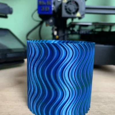 Bình hoa sóng in 3D với filament magic-PLA hai màu