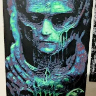 Nghiên cứu tác phẩm nghệ thuật của H.R. Giger tại Hueforge