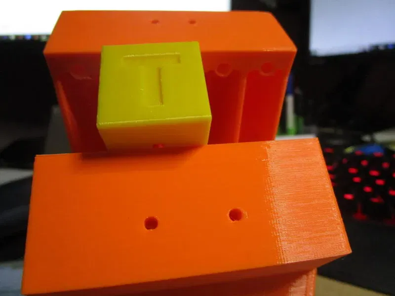 Cái chêm cửa cho RMU Mk3 hỗ trợ cấp liệu đơn màu - Image 4