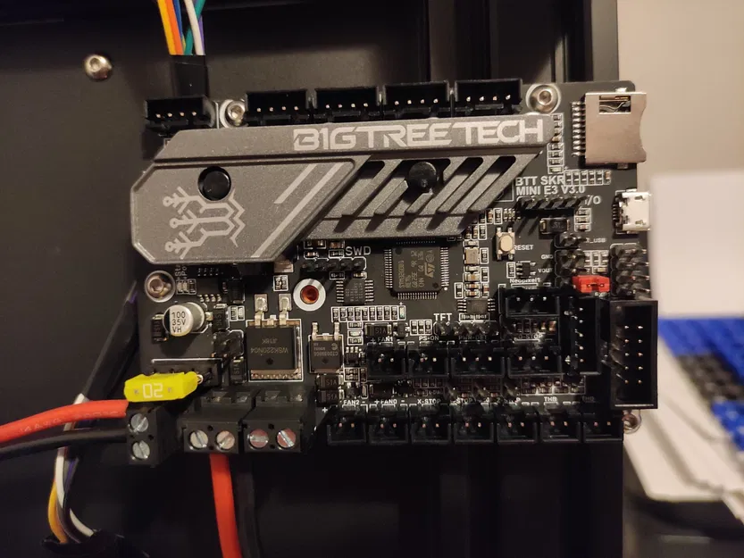 Giá đỡ bo mạch chủ Ender 3 và 5 cho khung 2020 - Image 1