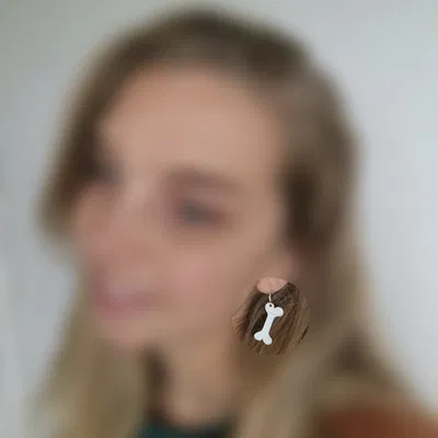 Bông tai xương cho Halloween