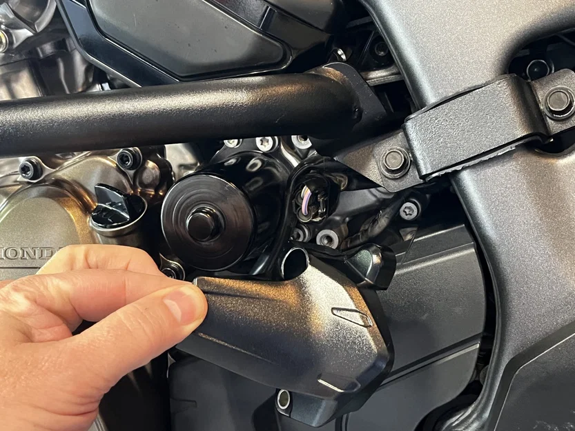 Bìa thay thế cho Honda CRF1000 Africa Twin sau khi lắp crashbars - Image 2