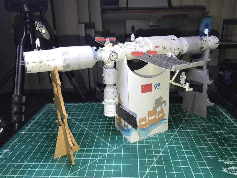 Giá đỡ mô hình trạm không gian Trung Quốc - Image 2