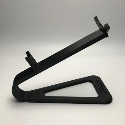 Giá đỡ mô hình SpaceX Dragon và giai đoạn thứ hai