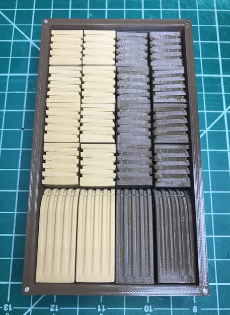 Hộp đựng quân cờ tối giản của Sebastien - Image 1