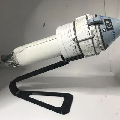 Giá đỡ hiển thị cho mô hình AXM Starliner/Centaur