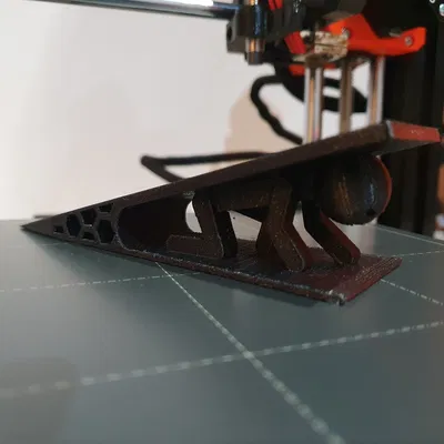 Giá đỡ cửa hình người que độc đáo