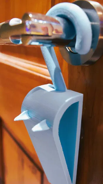 Giá đỡ cửa mèo dễ thương treo đuôi - Image 1