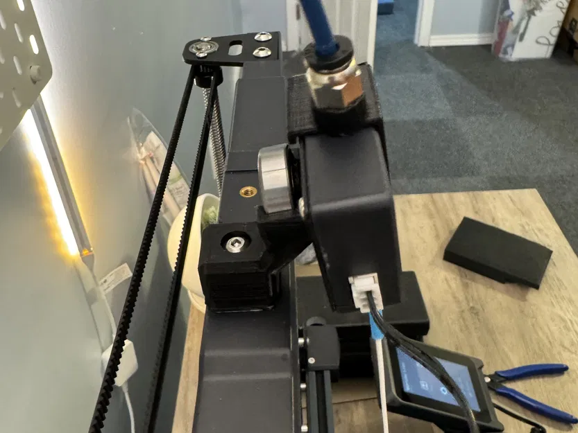 Hướng dẫn cuộn filament Elegoo Neptune 3 Pro với cảm biến filament - Image 2