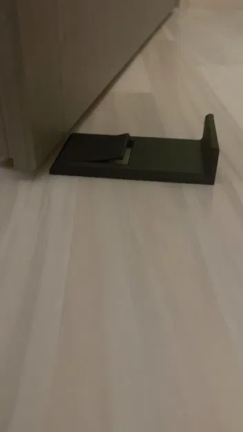 Chặn cửa có cơ chế khóa cho khe 6.5 mm - Image 1