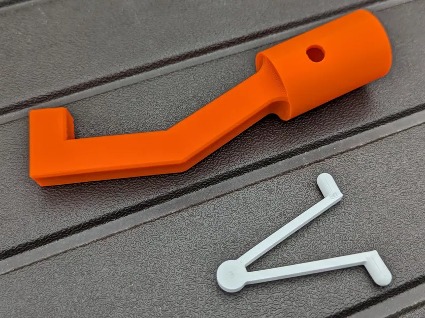 Móc gắn vào đầu cần bơi để di chuyển máy bơm nước - Image 3