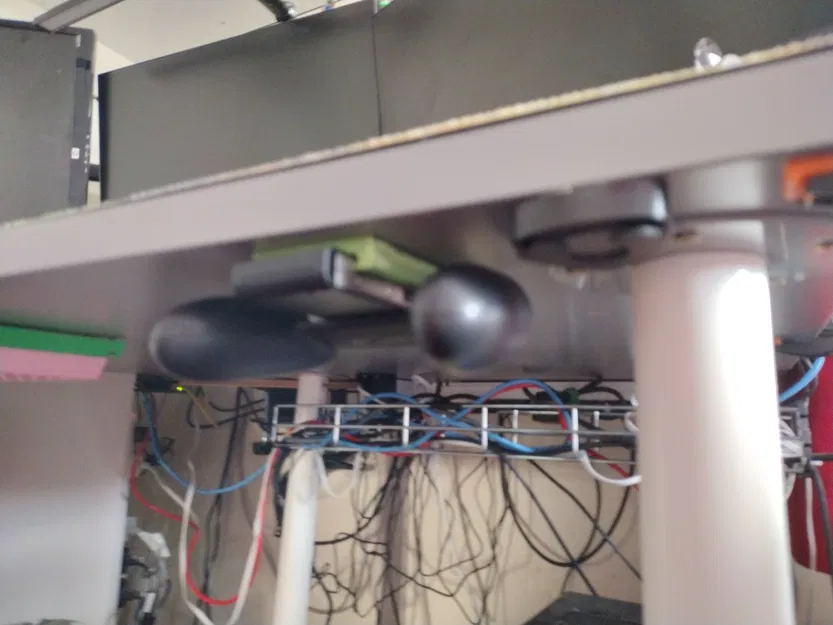 Giá đỡ bàn cho tay cầm Joycon Nintendo Switch - Image 4