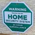 Biển báo cảnh báo bảo vệ bởi hệ thống an ninh gia đình - Thumbnail 2