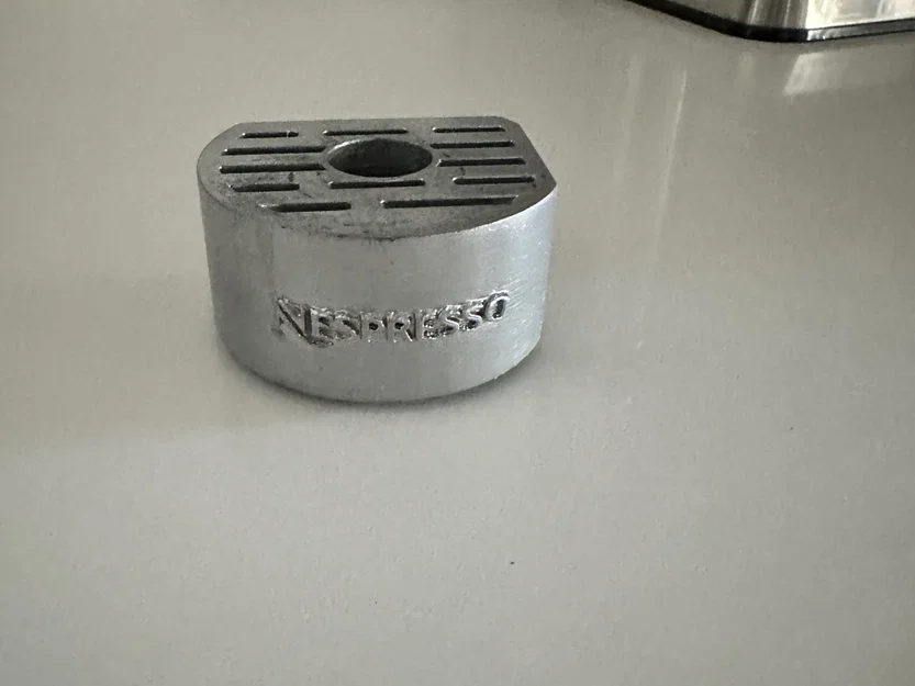 Giá đỡ cốc Nespresso Creatista để giảm văng cà phê - Image 1