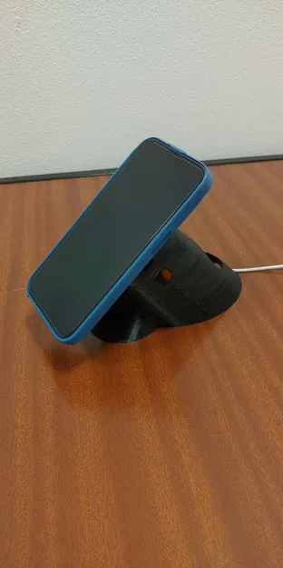 Giá đỡ Magsafe tương thích với iPhone - Image 1