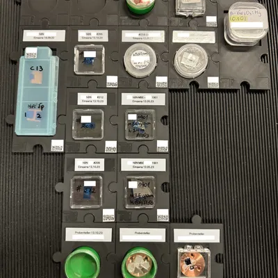 Hộp mẫu khoa học tròn 30.5mm SLSBPP - 1x1 mảnh