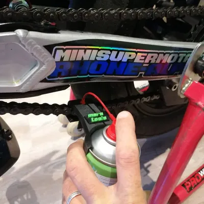 Bộ dụng cụ bôi trơn xích cho xe máy dirt bike và đường phố