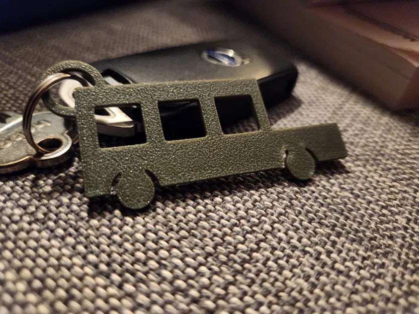 Móc khóa chiếc xe bạn vẽ ở mẫu giáo - Image 1