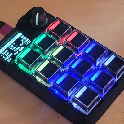 Vỏ và phím bấm cho Adafruit Macropad