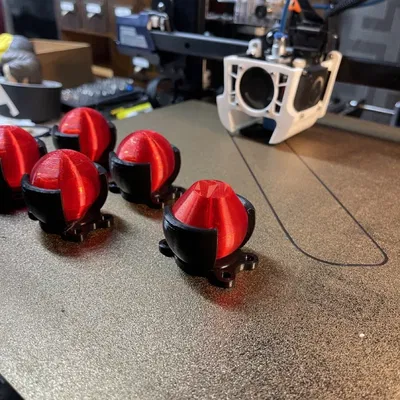 Thay thế chân bóng squash cho máy in 3D