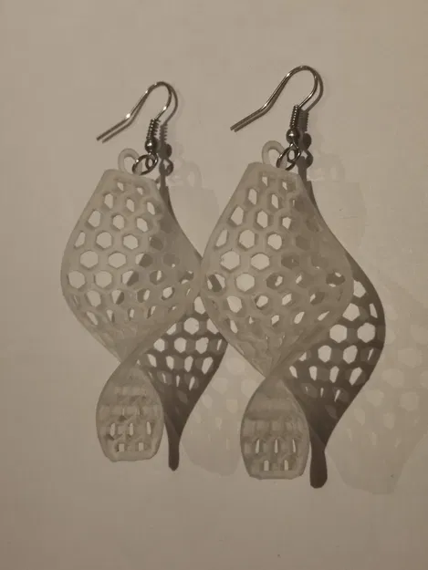 Bông tai xoắn hình tổ ong độc đáo - Image 2