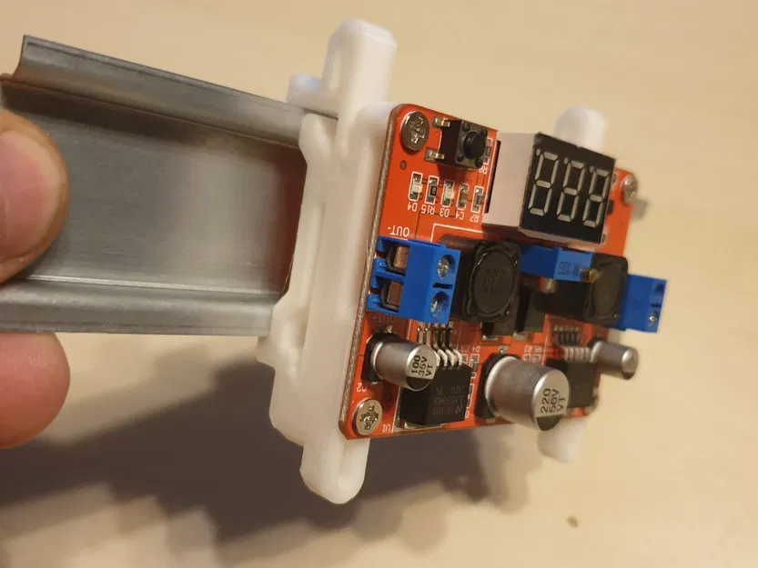 Giá đỡ DIN cho rơ le với thiết kế khe cắm - Image 4