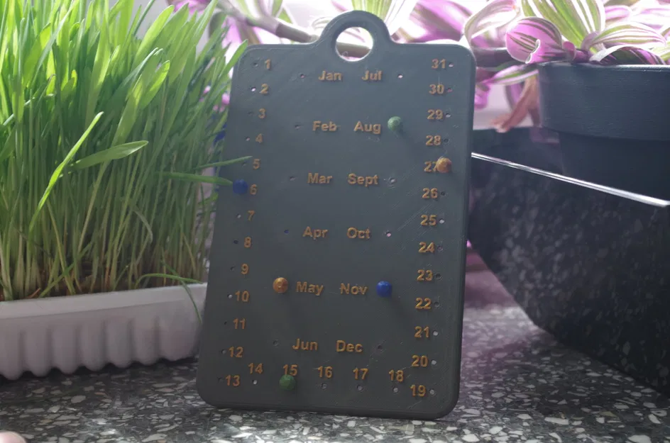 Lịch pin cổ điển dùng để nhắc nhở ngày quan trọng - Image 4