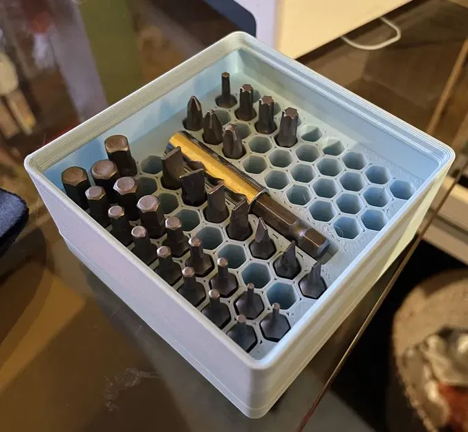 Giá đỡ bit lục giác Gridfinity 2x2 xếp chồng được - Image 1