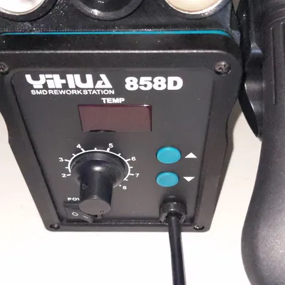 Giá đỡ đầu phun cho trạm hàn YIHUA 858D