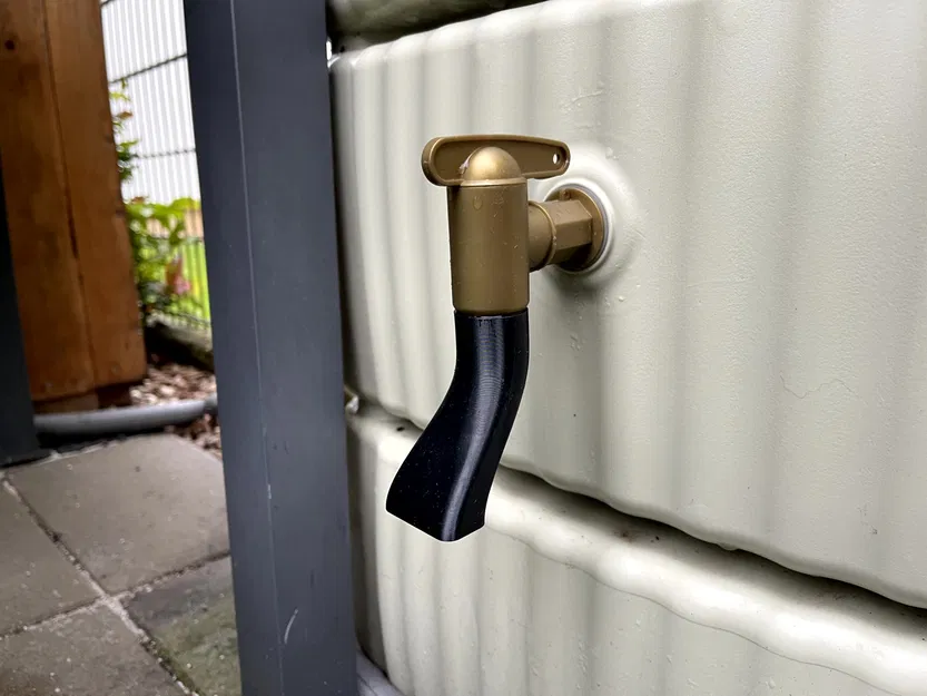 Đầu ra nước cho bể chứa nước - Image 2