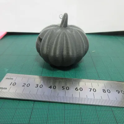 Cái Bầu Halloween Kêu Lách Tách