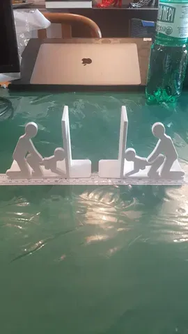 Giá đỡ sách hình dáng độc đáo với chủ đề tình dục - Image 1