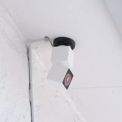 Giá đỡ camera ATOM Cam Swing lắp trên mái hiên