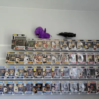 Giá treo Funko Pop đơn giản cho tường