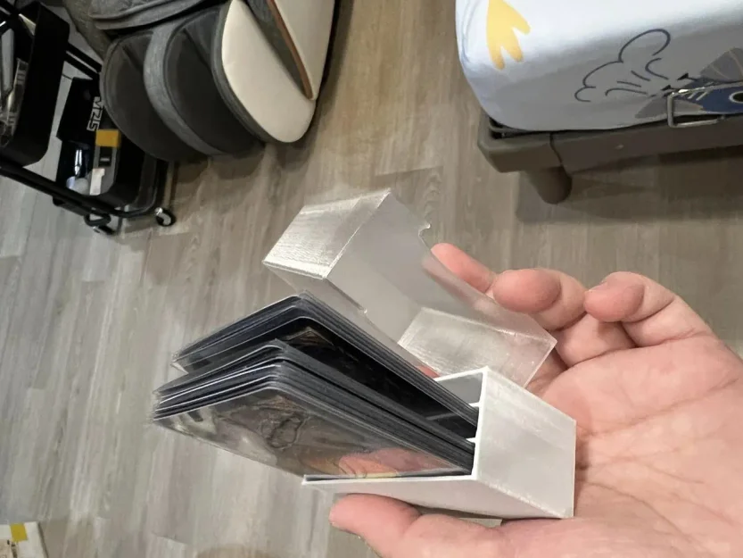 Hộp Nhân Vật Oathsworn với 3 Ngăn Đựng Kỹ Năng - Image 2