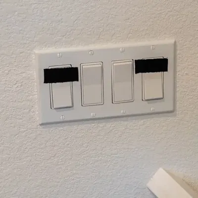 Bộ giá đỡ cho điều khiển từ xa Lutron Pico