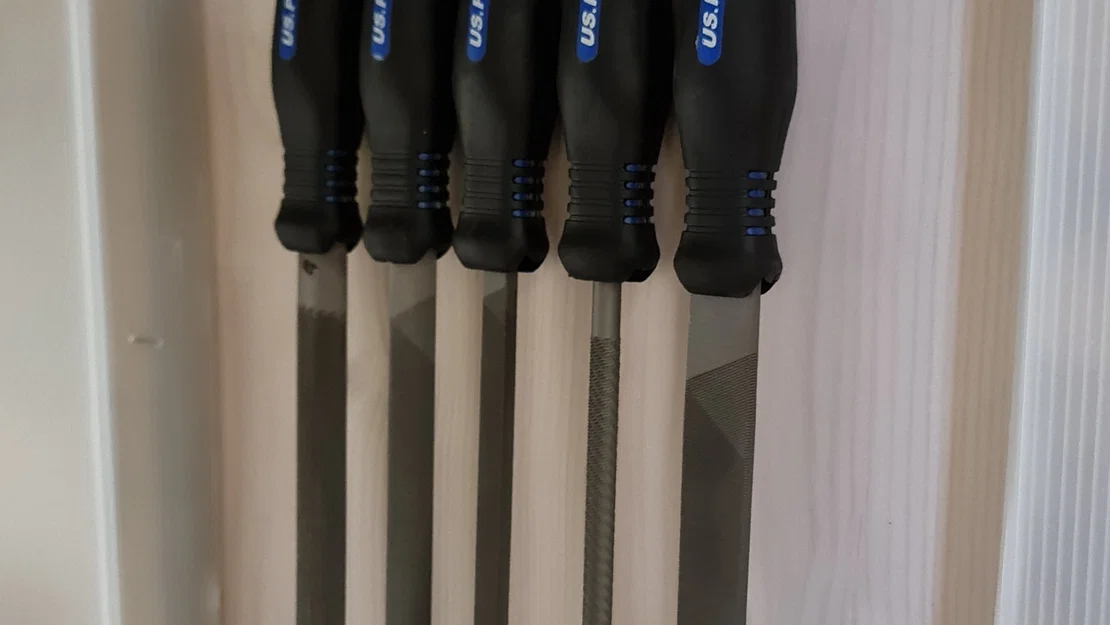 Giá treo tài liệu với 5 vít cố định hàng đầu - Image 1