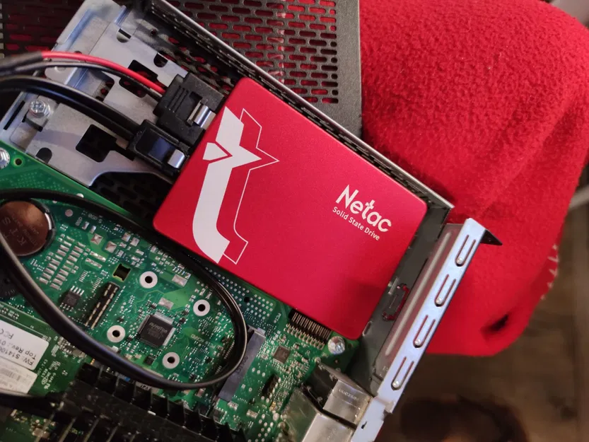 Giá đỡ SSD cho máy tính Fujitsu Futro S720 - Image 1