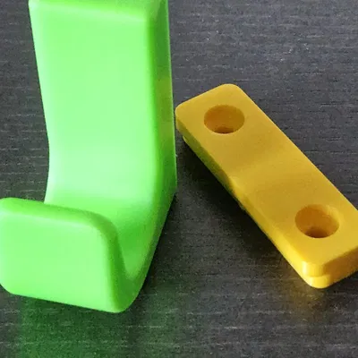 Móc treo tường với thiết kế ẩn vít chắc chắn