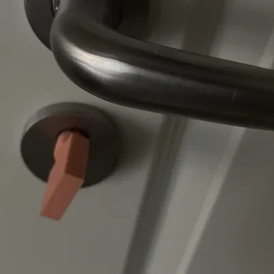 Chìa khóa đa năng cho cửa không có ổ khóa