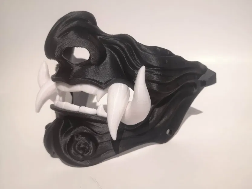 Mặt nạ Samurai Model 3 với các màu sắc khác nhau - Image 1