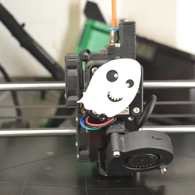 Rolli - Nhân vật ma quái chỉ báo cho máy in 3D